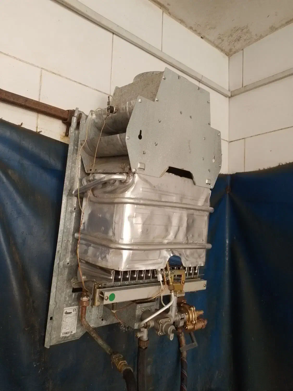 آبگرمکن ۳۱۱۵ بوتان|آبگرمکن، پکیج، شوفاژ|رشت, حومه رشت|دیوار