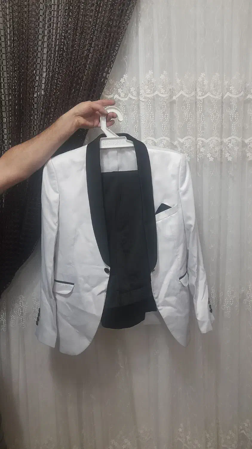 لباس|لباس|رشت, جانبازان|دیوار