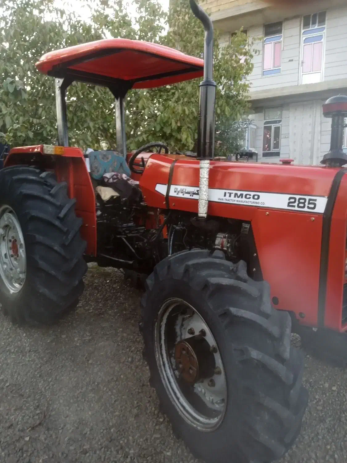 تراکتور۲۸۵ جفت کارخونه|خودرو سنگین|لردگان, |دیوار