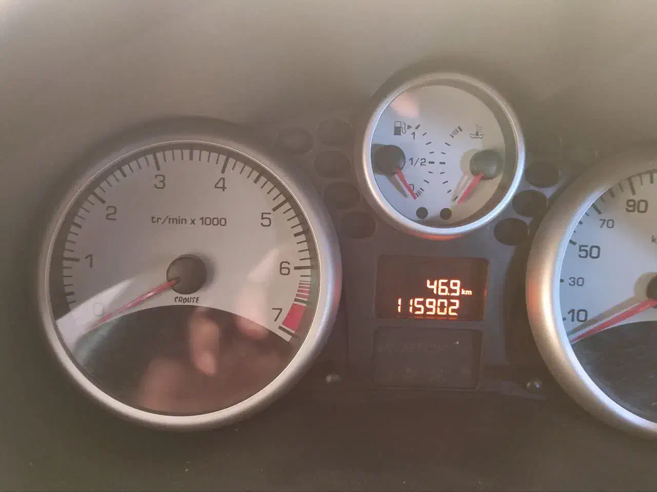 پژو ۲۰۷ کارمندی|خودرو سواری و وانت|مشهد, الهیه|دیوار