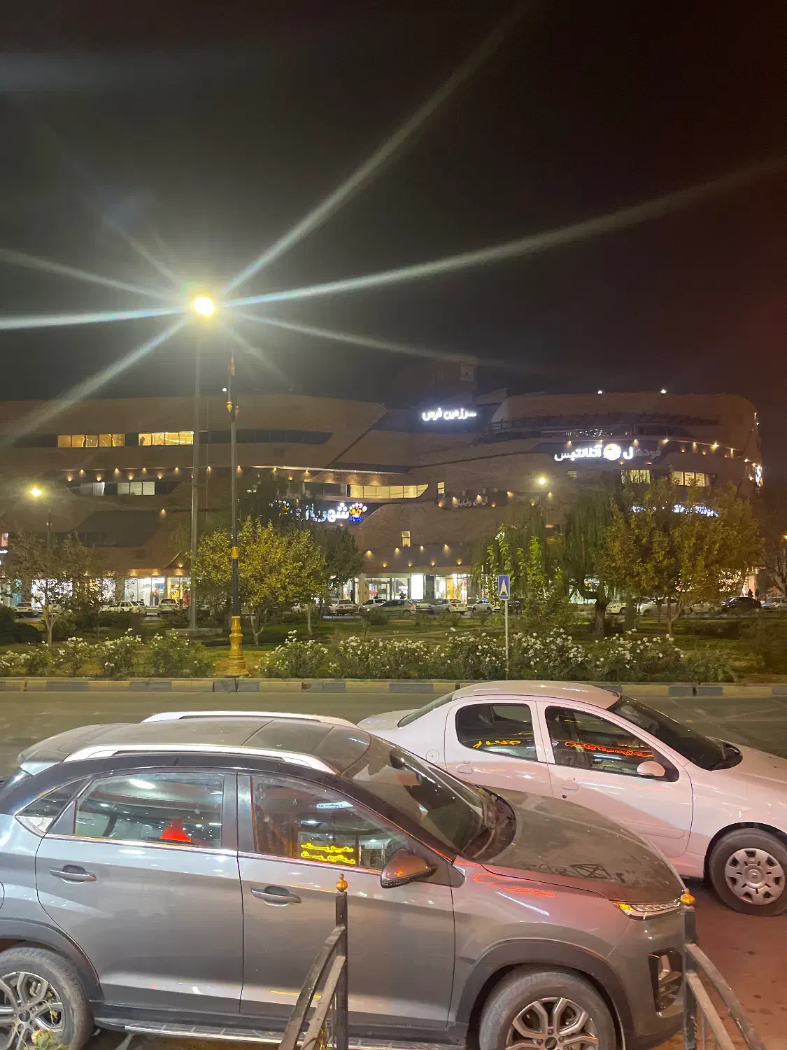 اپارتمان‌ فلکه‌رازی|اجارهٔ آپارتمان|شاهین‌شهر, خانه کارگر|دیوار