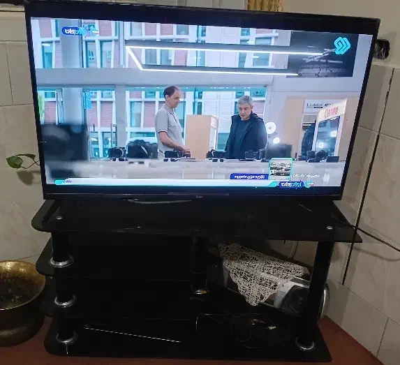 میز تلوزیون شیشه ای|میز تلویزیون|اصفهان, شاه پسند|دیوار