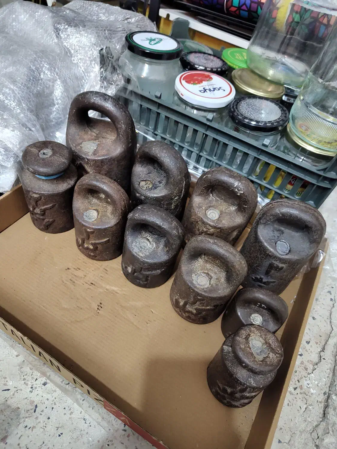 سنگهای ترازو قدیمی|کلکسیون اشیاء عتیقه|تبریز, |دیوار