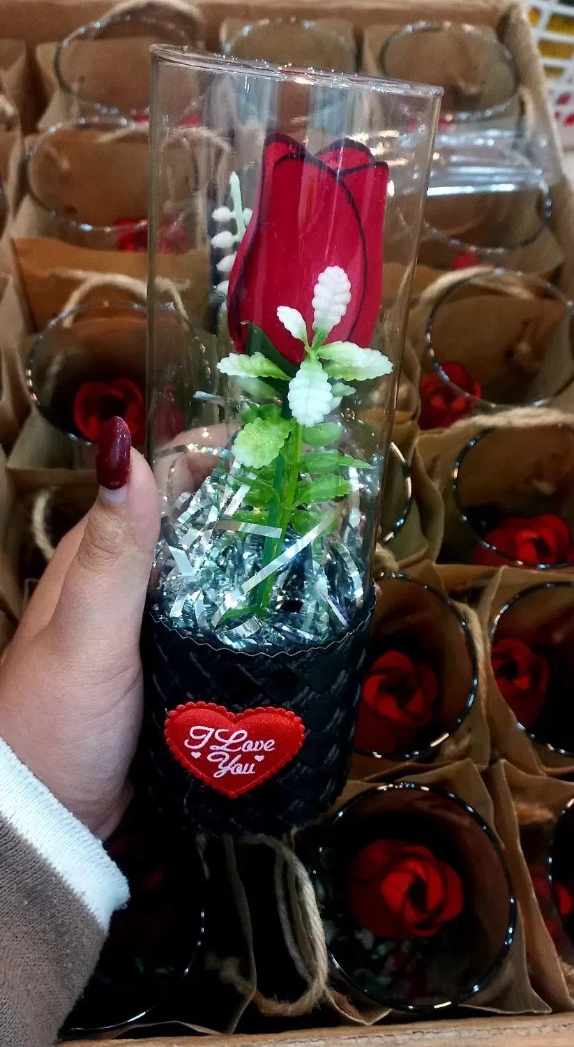 باکس گل روز مادر|گل مصنوعی|نیشابور, مبارکه|دیوار