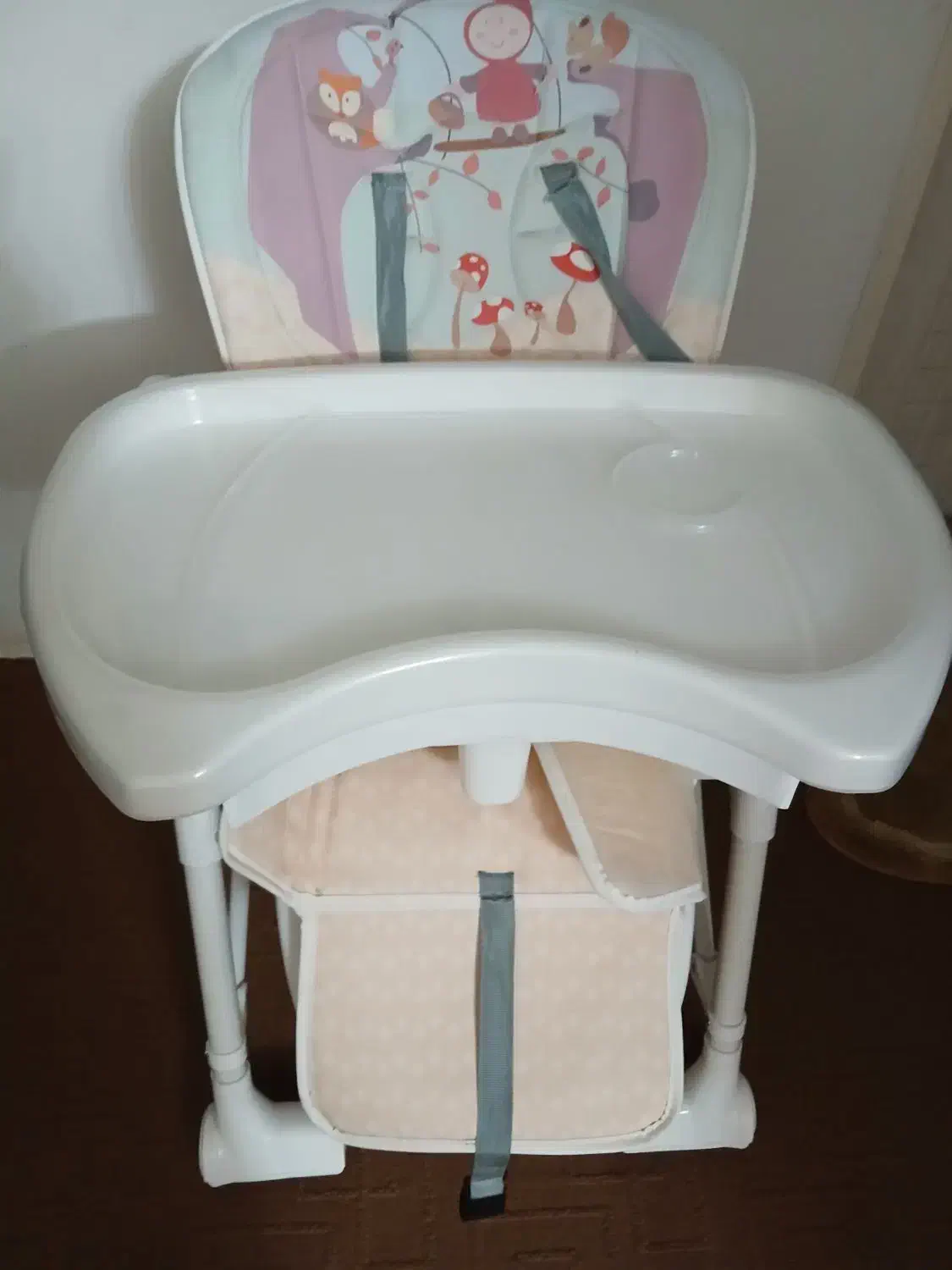 صندلی غذا کم کار کرد|تخت و صندلی بچه|هشتگرد, شهرک آرتیمان|دیوار