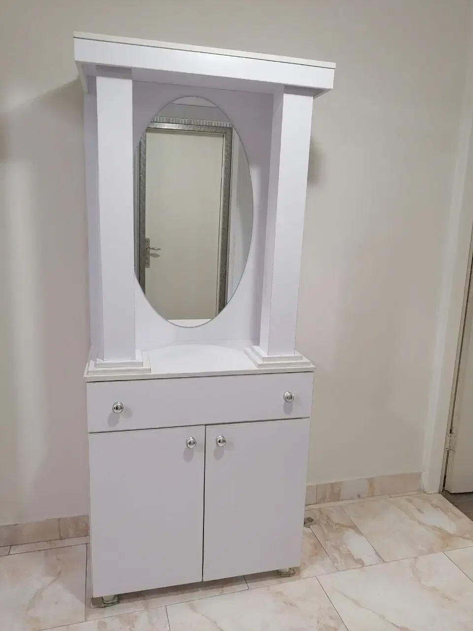 کمد ایستاده جادار|جاکفشی، کمد، دراور|قائمشهر, |دیوار