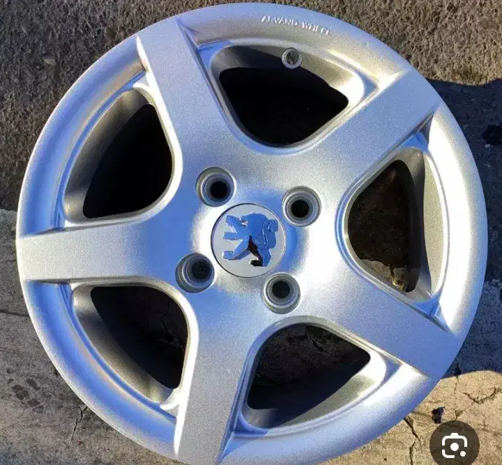 صندل/ رینگ 5پر معاوضه هم دارم بارینگ دنا|قطعات یدکی و لوازم جانبی|رامهرمز, |دیوار