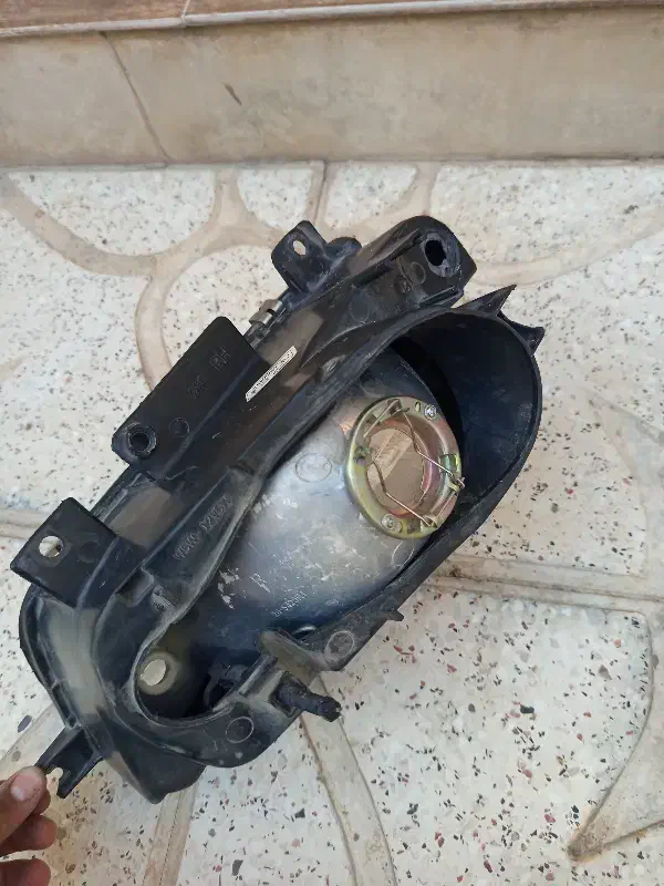 دوتا کاسه چراغ جلو|قطعات یدکی و لوازم جانبی|شاهین‌شهر, شهرک گلدیس|دیوار