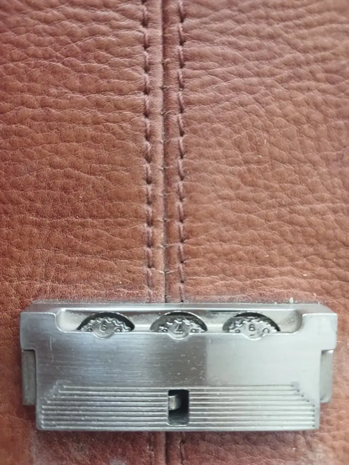 کیف چرم|کیف، کفش، کمربند|اراک, |دیوار