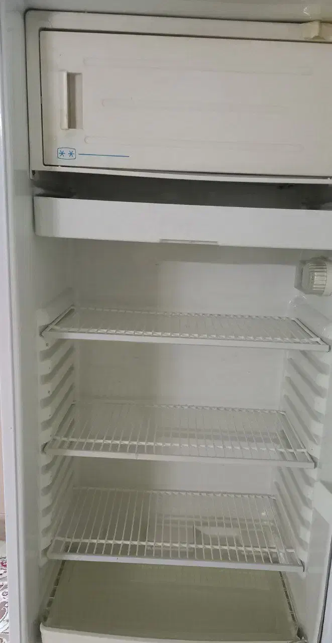 یخچال|یخچال و فریزر|دلیجان, |دیوار