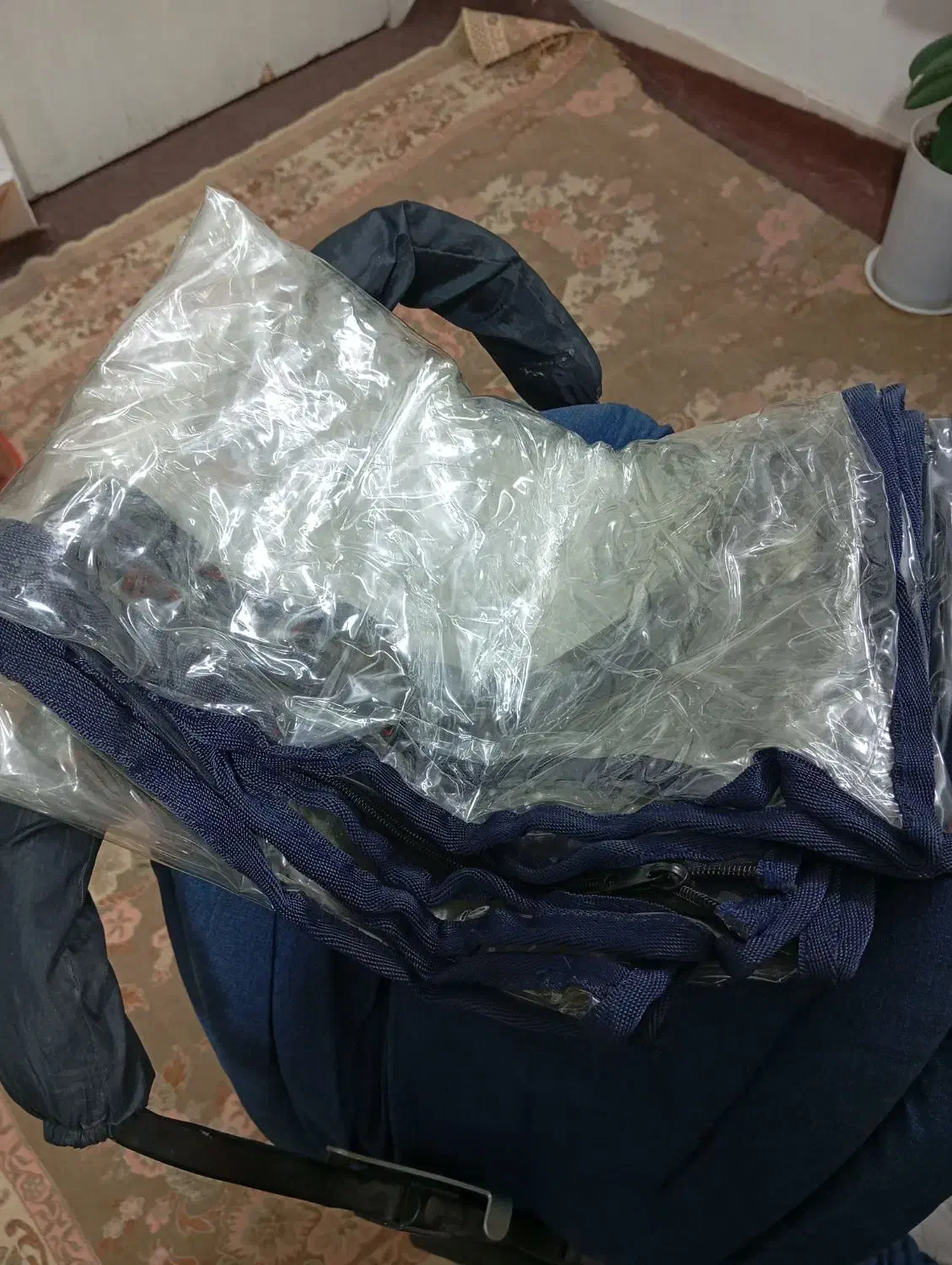 کالسکه کاملا سالم|کالسکه و لوازم جانبی|رشت, پل تالشان|دیوار