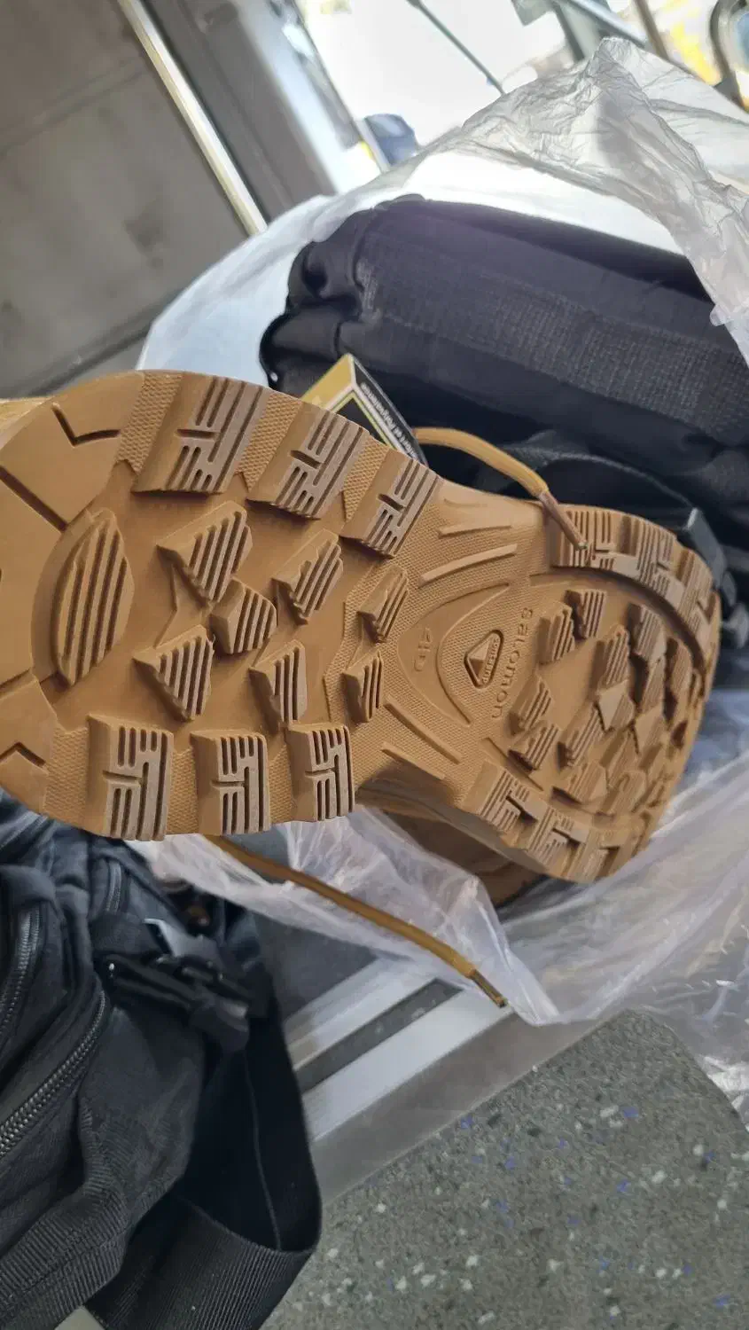 کفش کوهنوردی سالمون ۴۲|کیف، کفش، کمربند|زاهدان, |دیوار