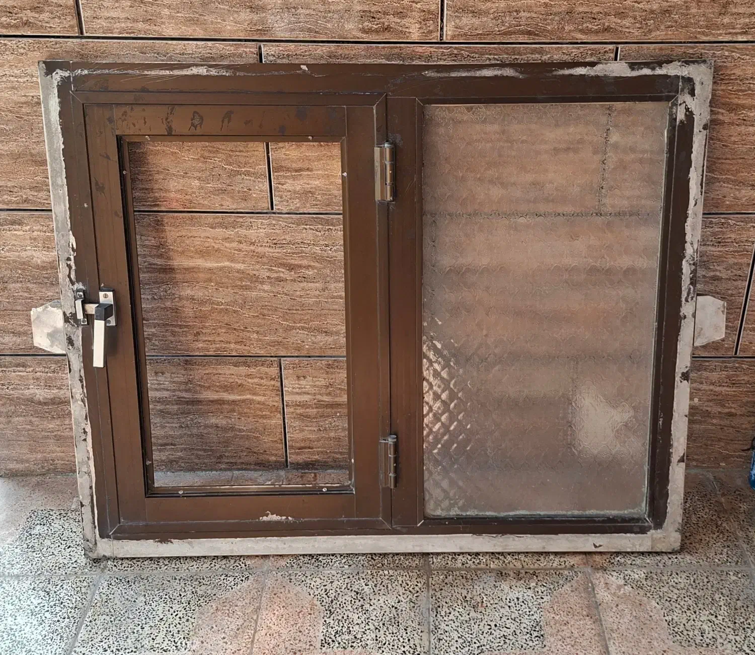 پنجره|مصالح و تجهیزات ساختمان|کلاله, |دیوار