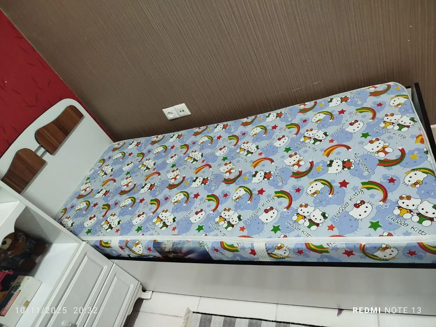 تخت کودک|اسباب و اثاث بچه|باقرشهر, |دیوار