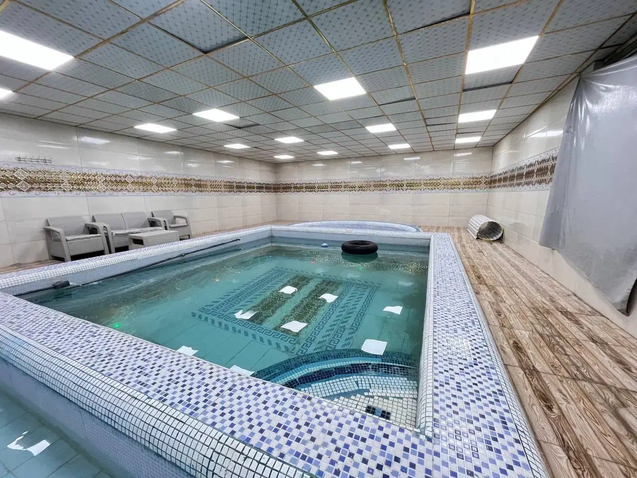 باغ ویلا زیبا در نزدیکی اصفهان|اجارهٔ کوتاهمدت ویلا و باغ|اصفهان, زیار|دیوار