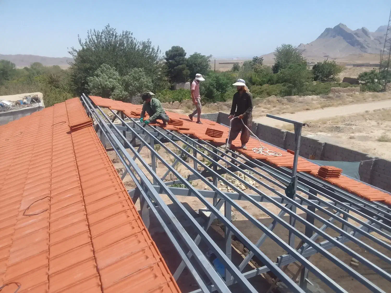 مشاوره طراحی اجرا  پوششهای سفالی ورق|خدمات پیشه و مهارت|کاشان, فاز ۲ ناجی آباد|دیوار