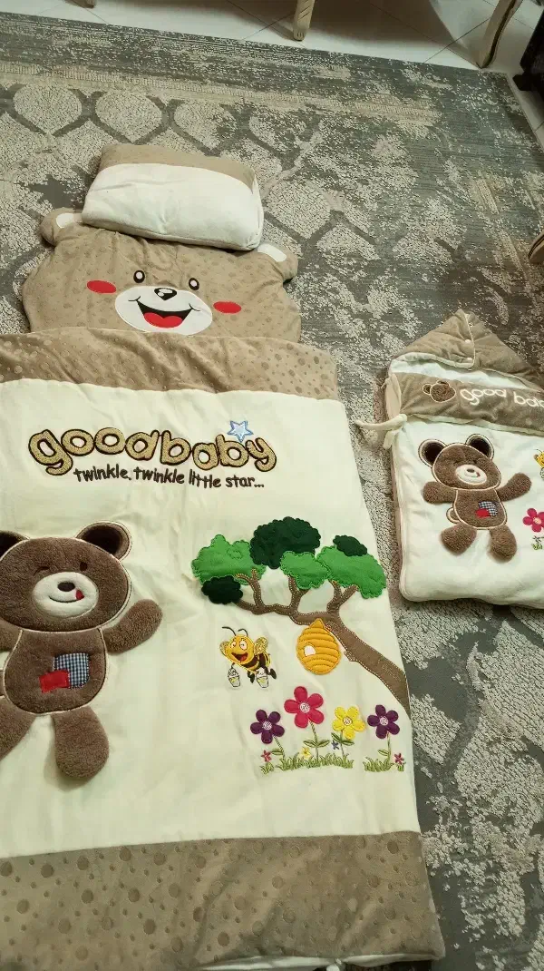 سرویس خواب، ست لحاف و تشک نوزاد در حد نو|اسباب و اثاث بچه|اصفهان, پوریای ولی|دیوار