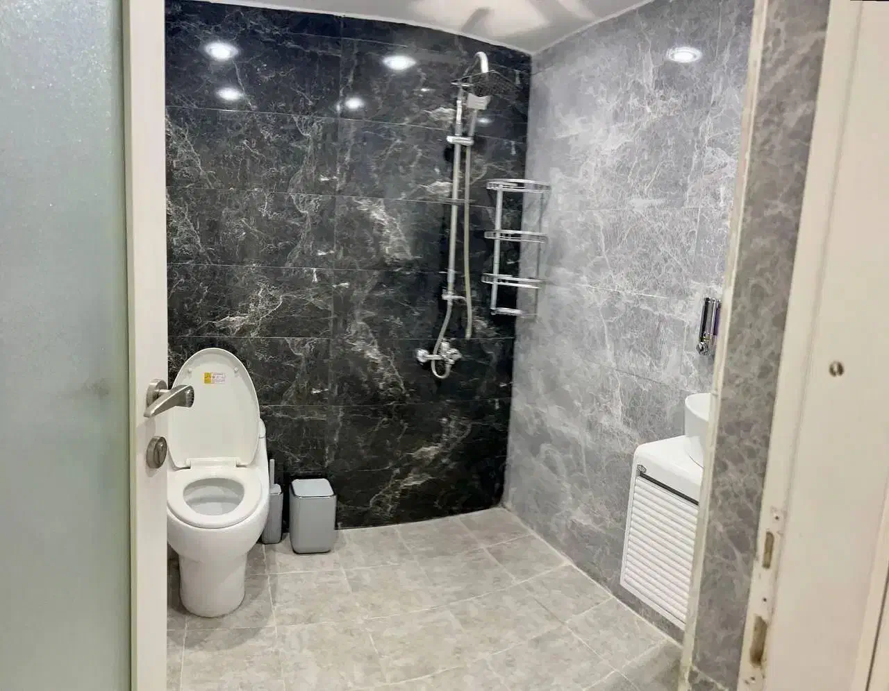 اجاره آپارتمان مبله در کرج مهرشهرفاز1|اجارهٔ کوتاهمدت آپارتمان و سوئیت|کرج, فاز ۱ مهرشهر|دیوار