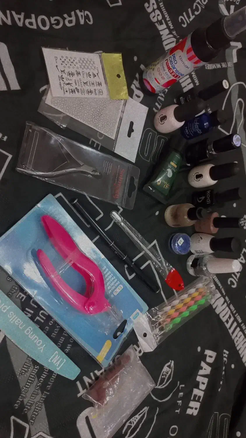 وسایل ناخن قیمت مناسب|آرایشی، بهداشتی، درمانی|یزد, |دیوار