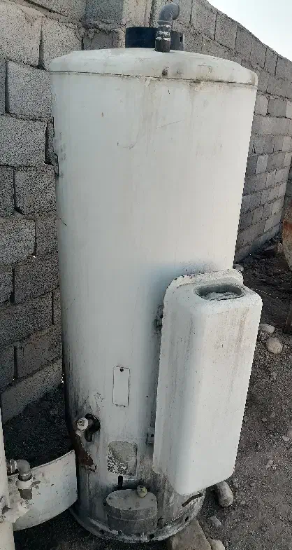 آبگرمکن نفتی|آبگرمکن، پکیج، شوفاژ|کرمان, |دیوار