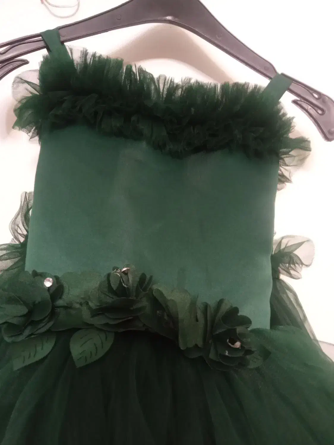 لباس عروس و مجلسی دخترانه با ی رنگ خاص|لباس|اندیشه, اندیشه فاز ۴|دیوار