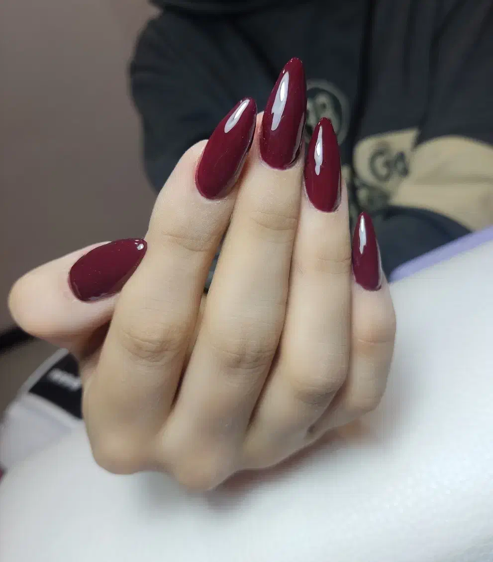 کاشت ناخن|خدمات آرایشگری و زیبایی|یاسوج, |دیوار