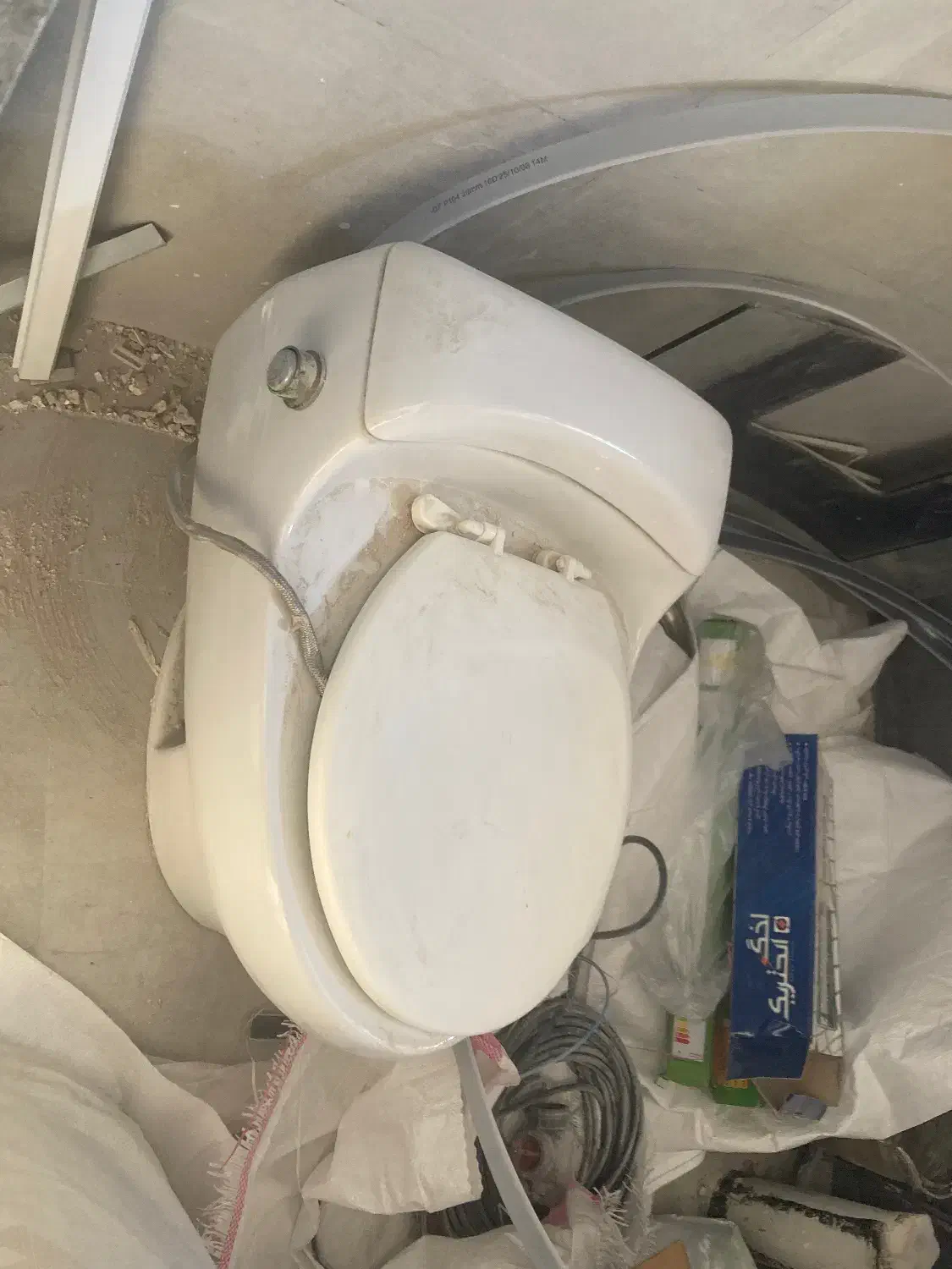 توالت فرنگی|لوازم سرویس بهداشتی|شیراز, سینما سعدی|دیوار