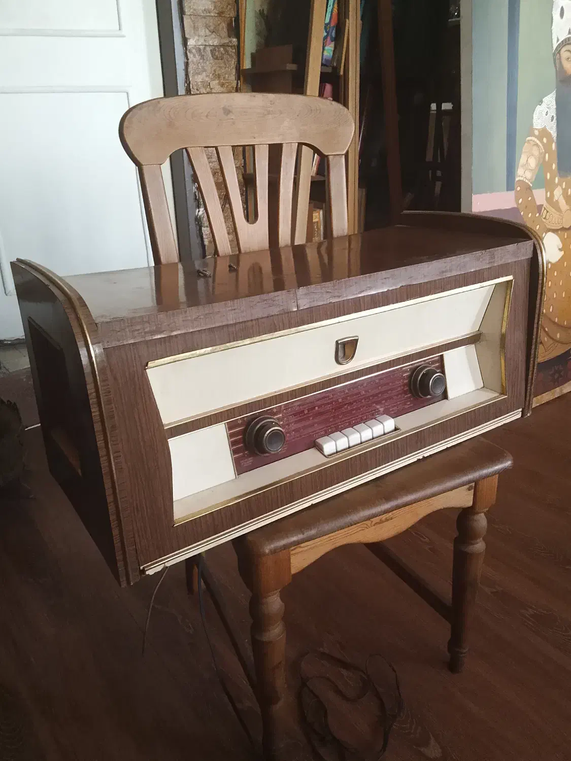 رادیو لامپی سالم|کلکسیون اشیاء عتیقه|تهران, فردوسی|دیوار