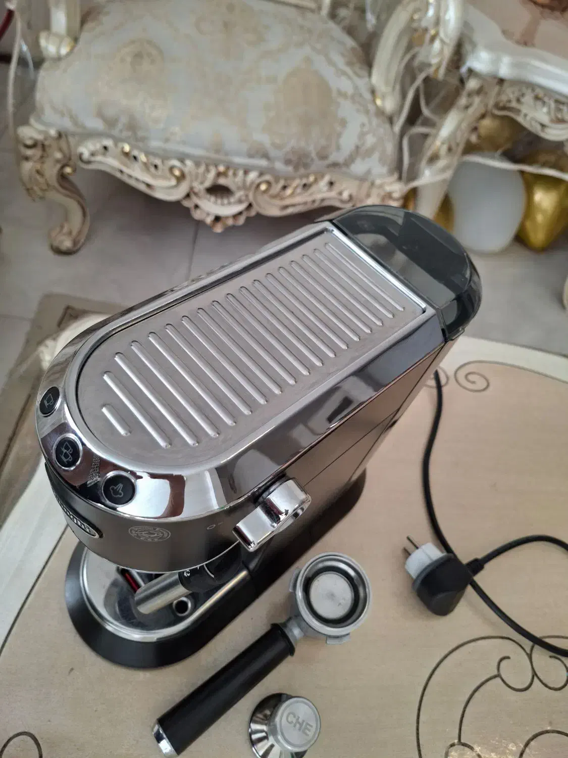 دستگاه اسپرسو ساز دلونگی 685 در حد نو بسیار تمیز|سماور، چای‌ساز، قهوه‌ساز|فردیس, شهرک ۱۱۰|دیوار