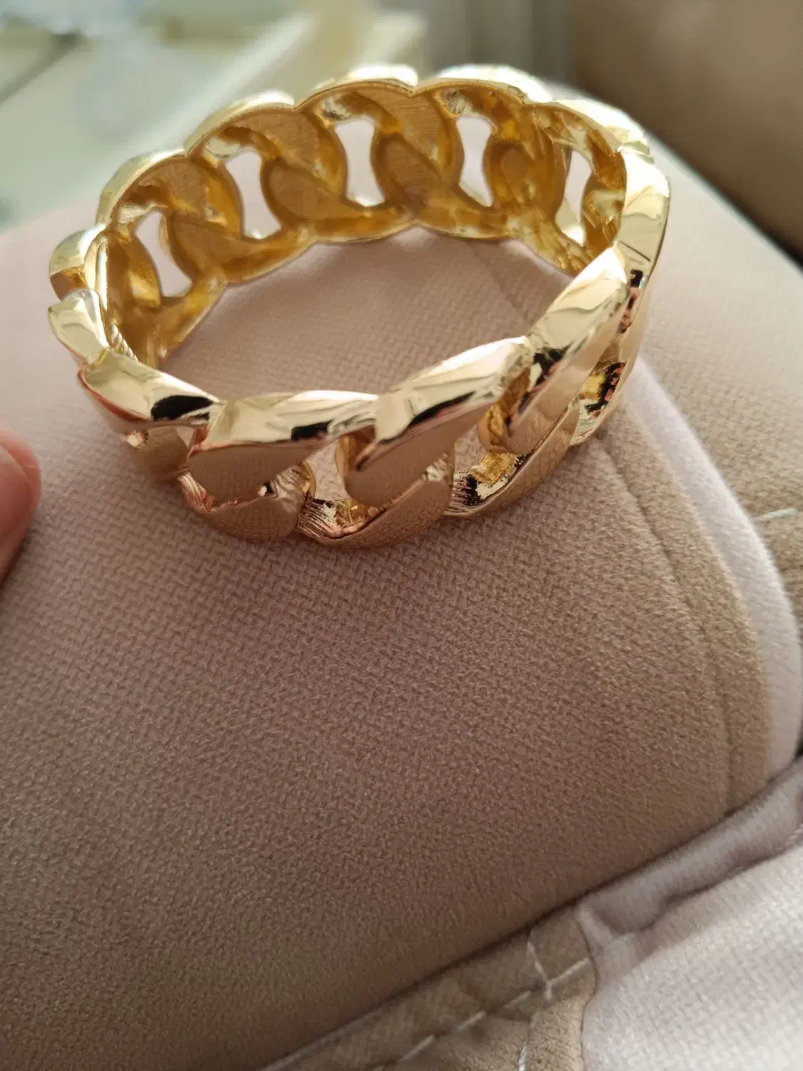 دستبند طرح طلا|بدلیجات|قم, باغ کرباسی|دیوار