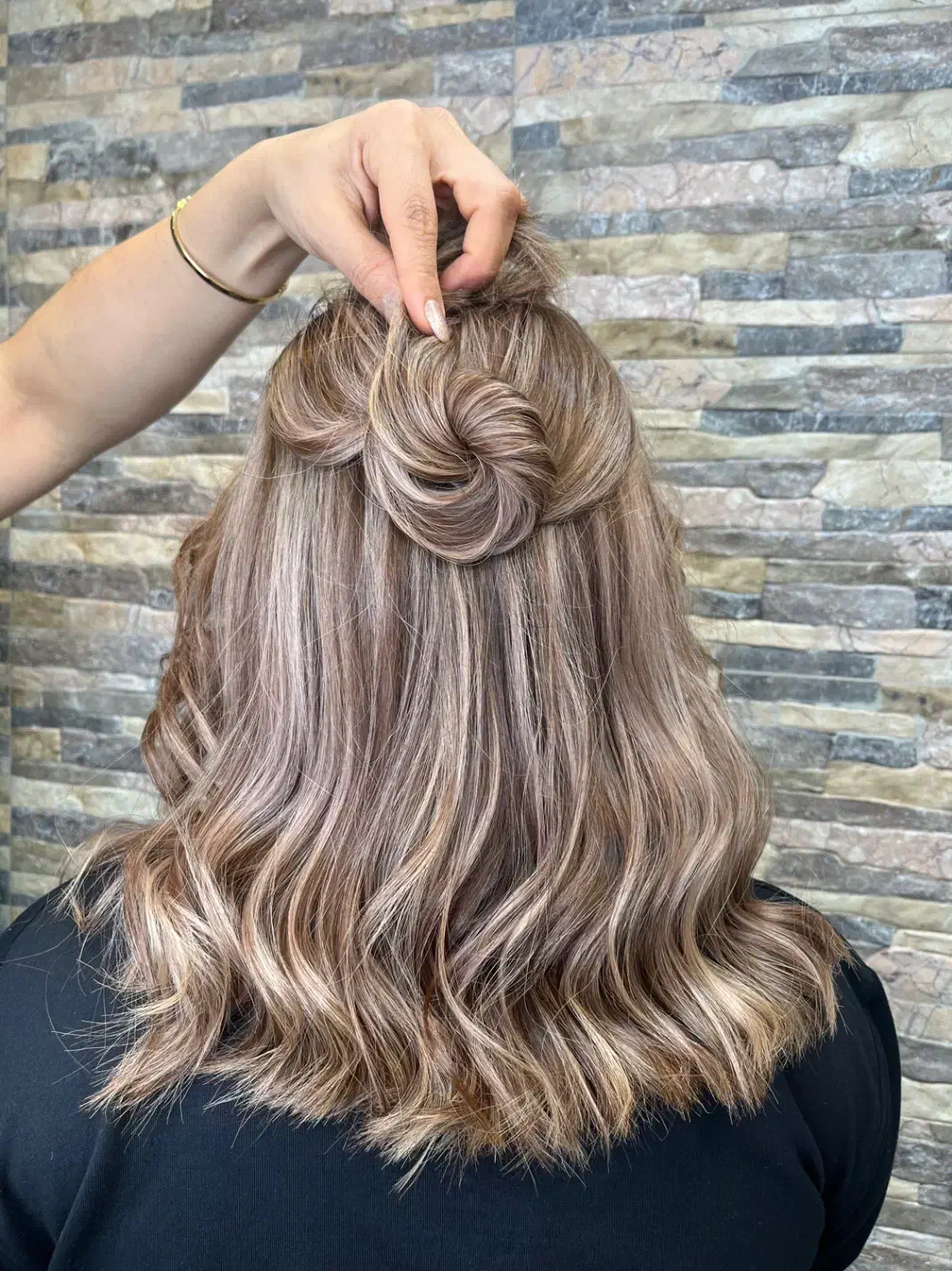 مدل رنگ مو|خدمات آرایشگری و زیبایی|چالوس, |دیوار