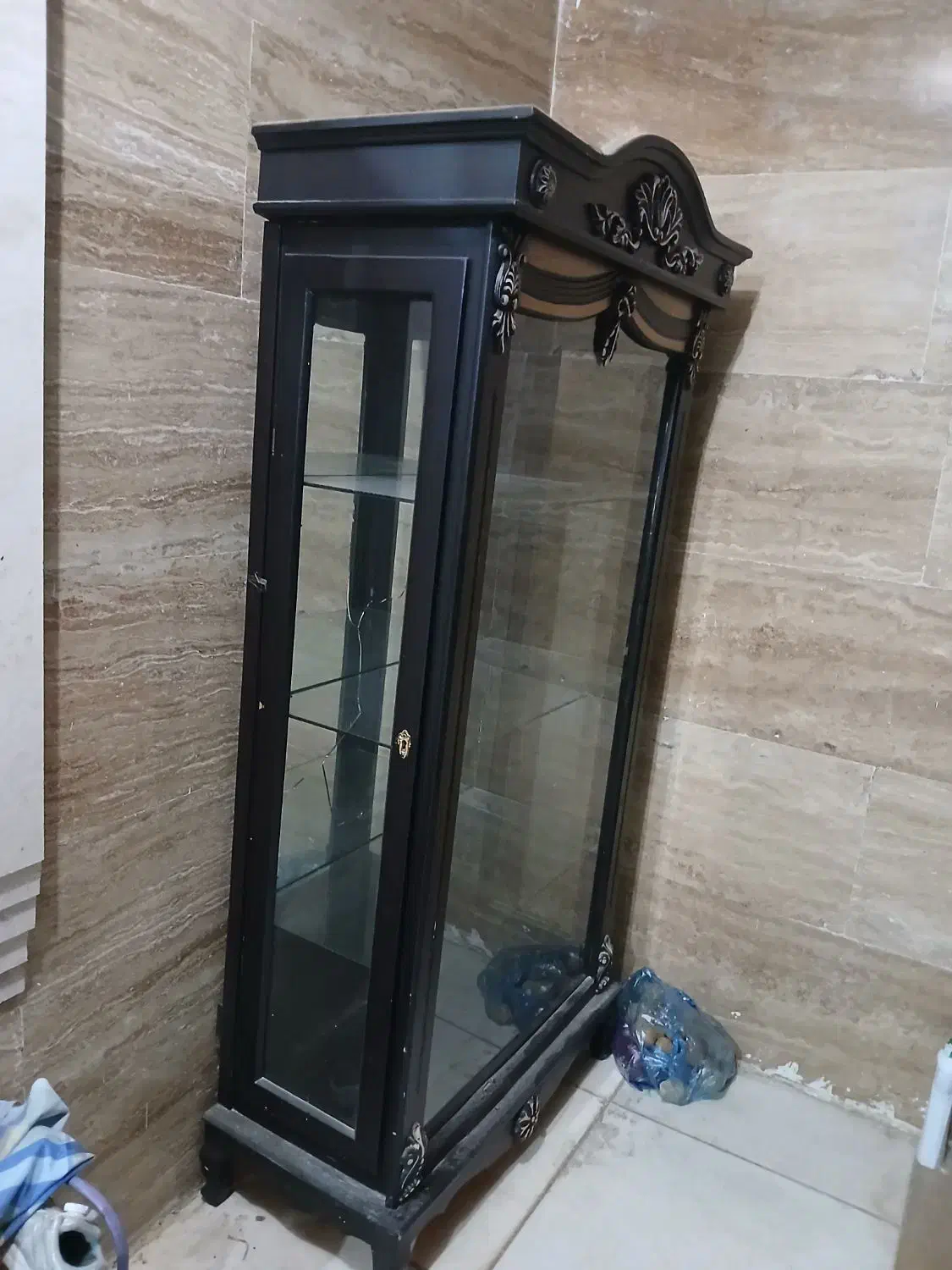 ویترین فروش|بوفه، ویترین، کنسول|لردگان, |دیوار