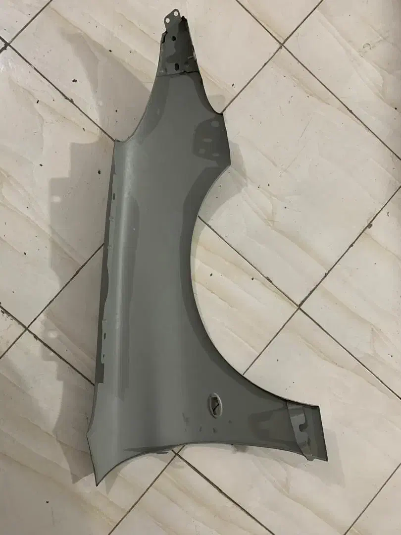 گلگیر جلو ۲۰۶ سمت راننده|قطعات یدکی و لوازم جانبی|محمدشهر, همایون ویلا|دیوار