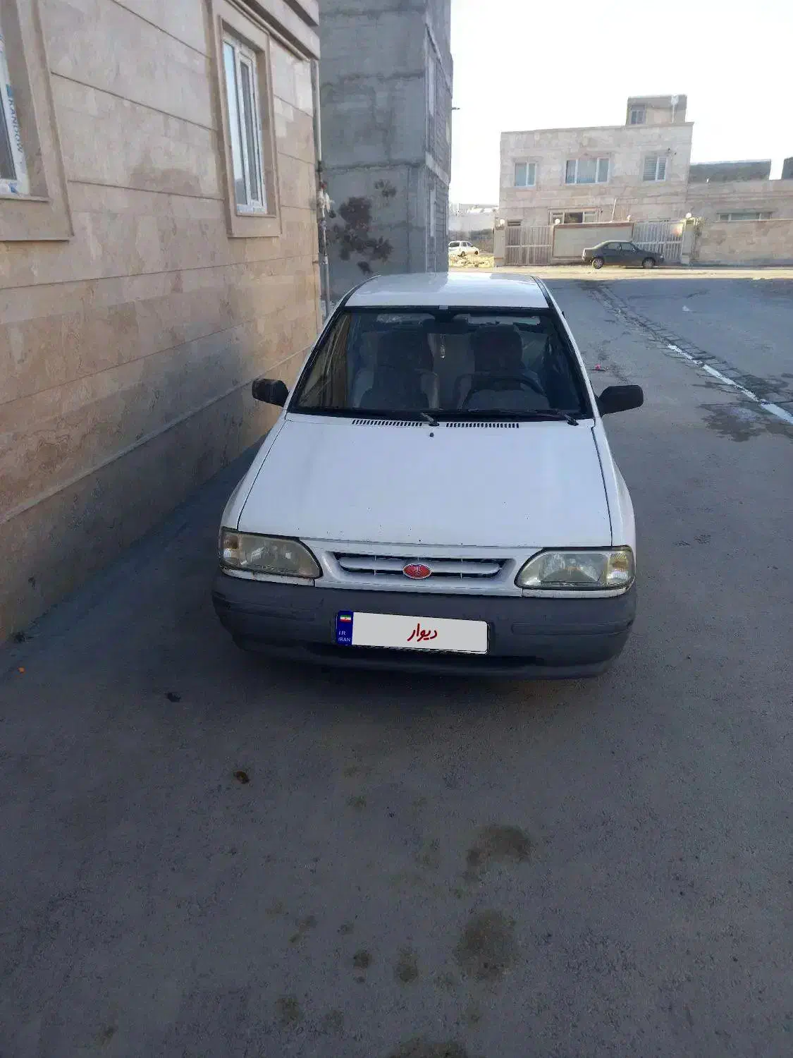 پراید مدل ۸۲|خودرو سواری و وانت|قروه, |دیوار