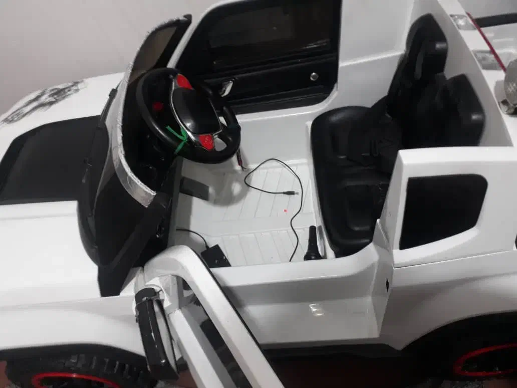 ماشین شارژی 5موتوره قوی|اسباب‌‌بازی|خرم‌آباد, |دیوار