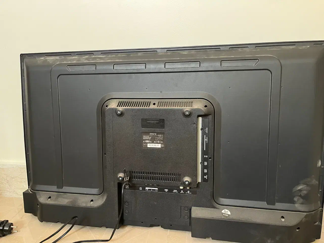 تلوزیون شکسته|تلویزیون و پروژکتور|اهواز, نادری|دیوار