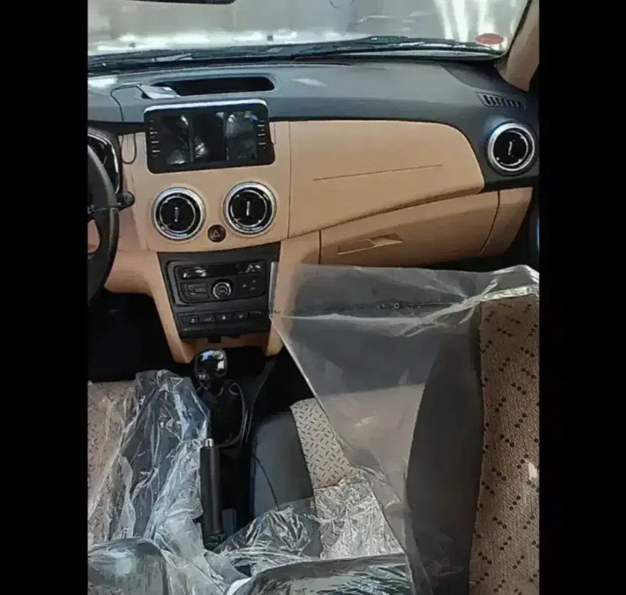 اطلس gسفید مشکی مدل1403 سانروف دار ماشین درحد صفر|خودرو سواری و وانت|قم, شهرک قدس|دیوار