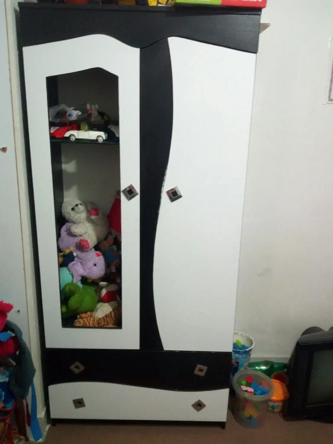 کمد نوجوان|جاکفشی، کمد، دراور|سمنان, |دیوار