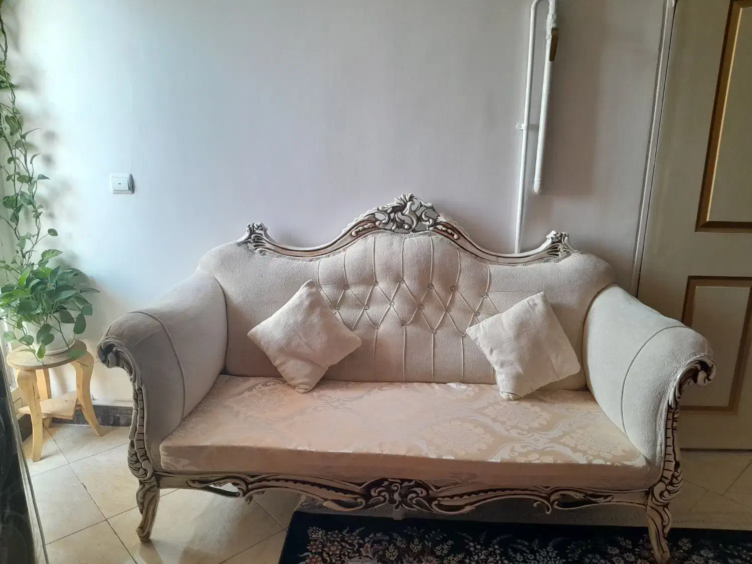 مبل ۷نفره به همراه ۳تاعسلی|مبلمان خانگی و میز عسلی|بومهن, |دیوار