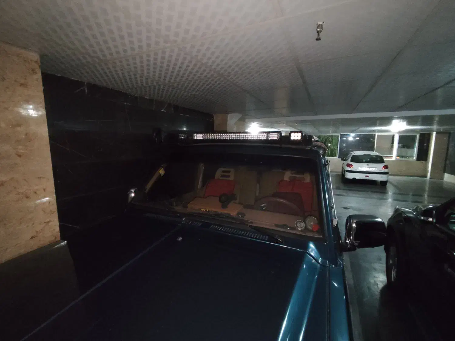 پاترول وارداتی ۱۹۸۳|خودرو سواری و وانت|تهران, جوانمردان (اندیشه)|دیوار