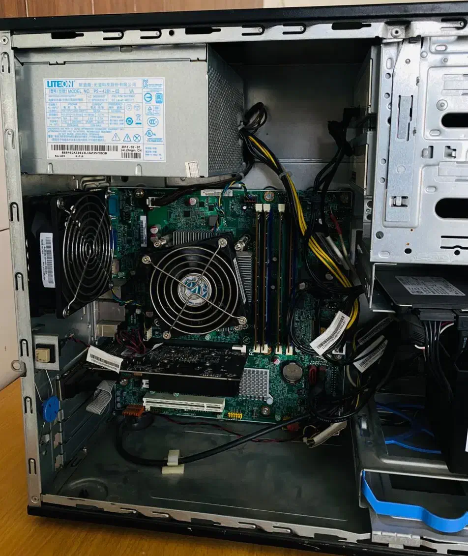 فروش تعدادی کامپیوتر استوک در حد نو|رایانه رومیزی|گله دار, |دیوار