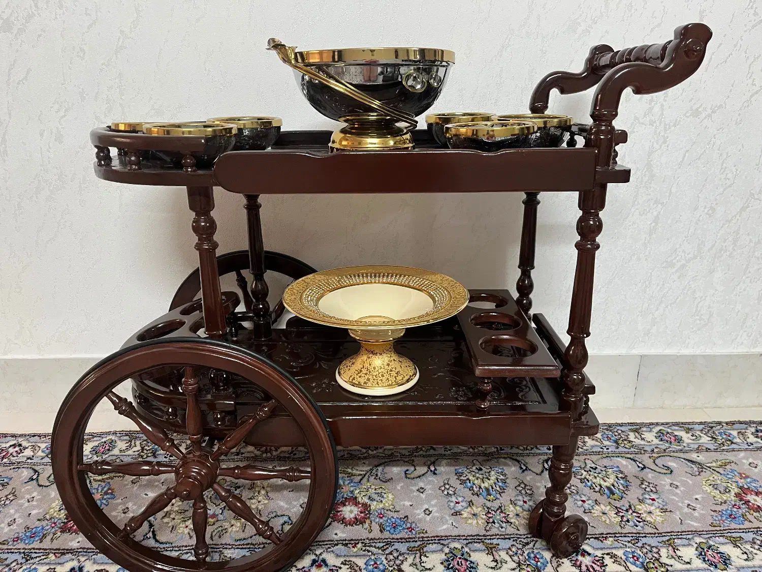 میزبار|مبلمان خانگی و میز عسلی|قم, هنرستان|دیوار
