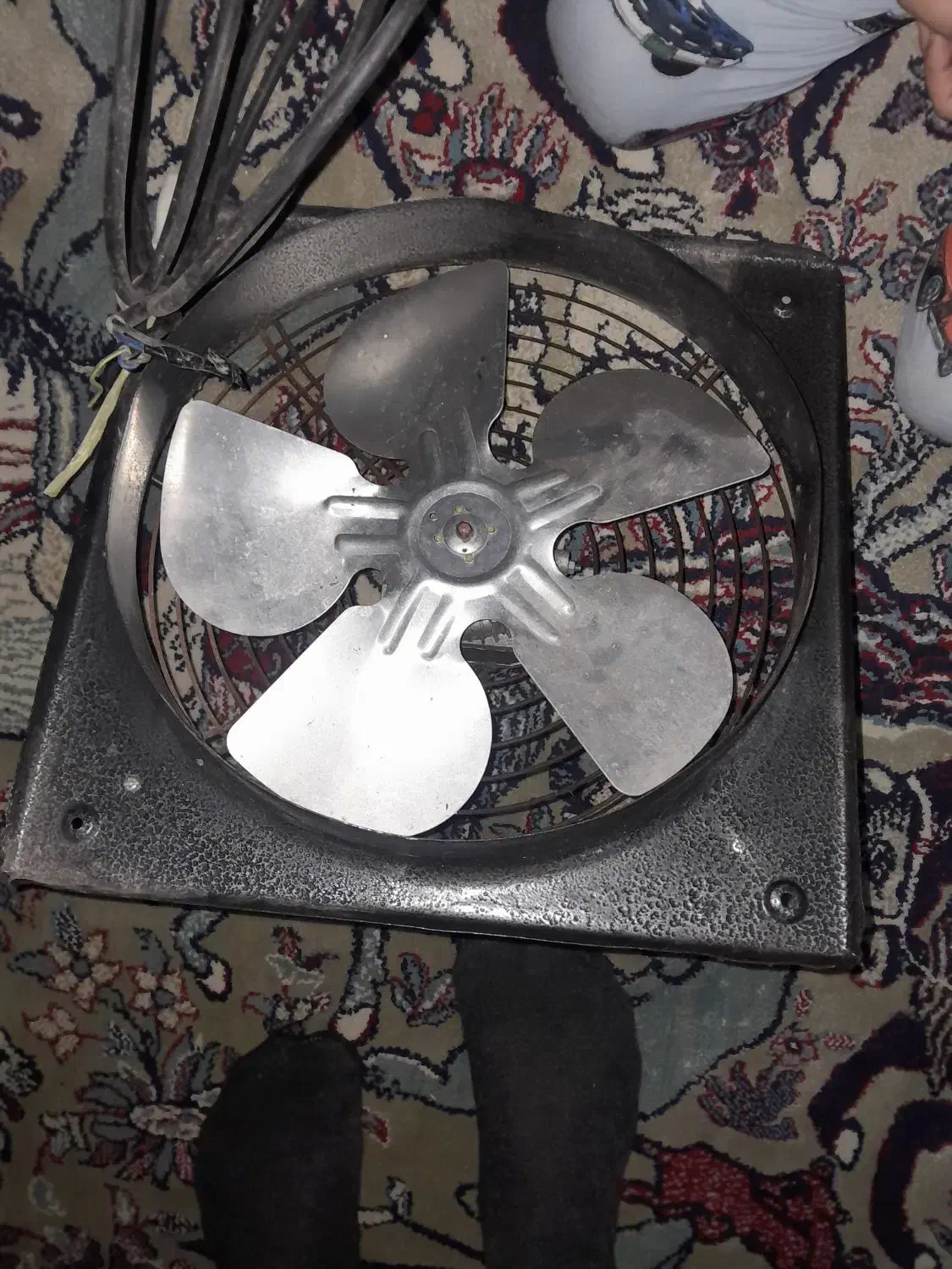 تهویه هوا|پنکه و تصفیه‌کنندهٔ هوا|کیاشهر, |دیوار