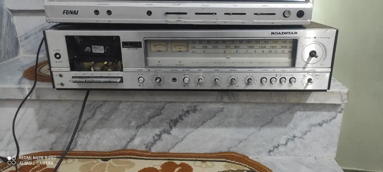 استریو سالم فقط کاست نیاز به سرویس|سیستم صوتی خانگی|سنندج, |دیوار