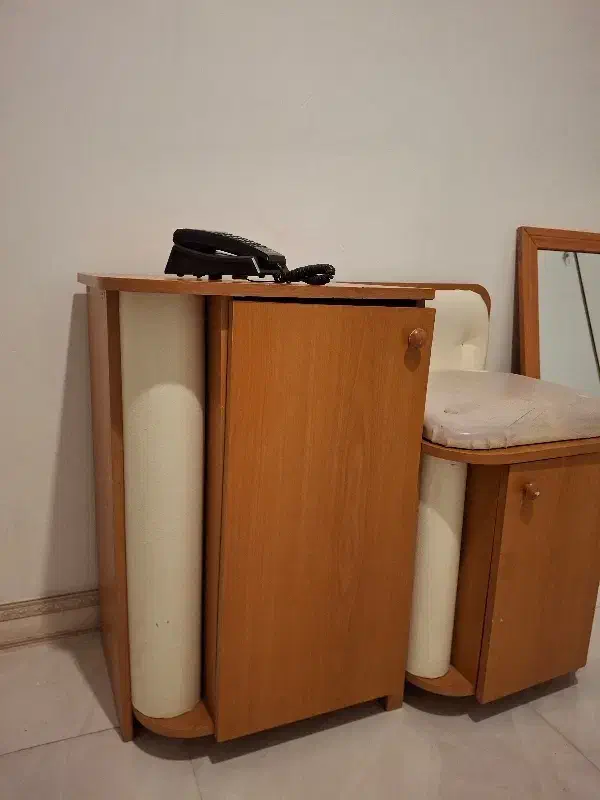 میز تلفن|میز تلفن|زنجان, |دیوار