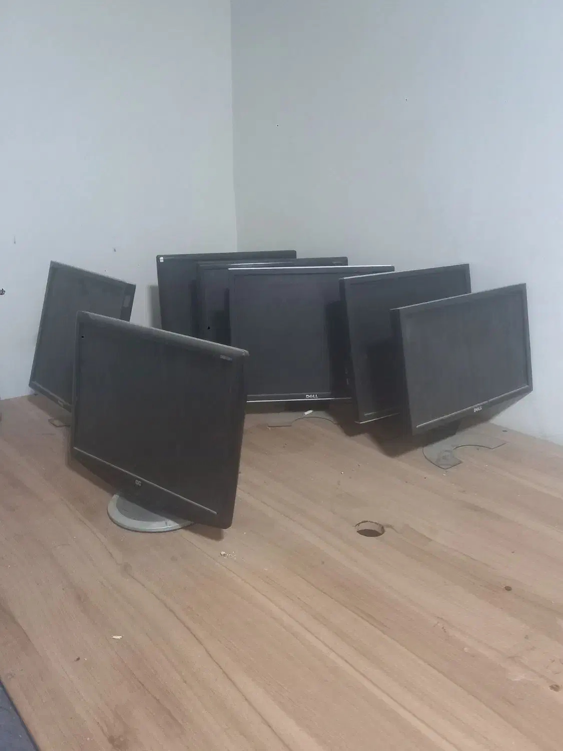 کامپیوتر|رایانه رومیزی|زابل, |دیوار