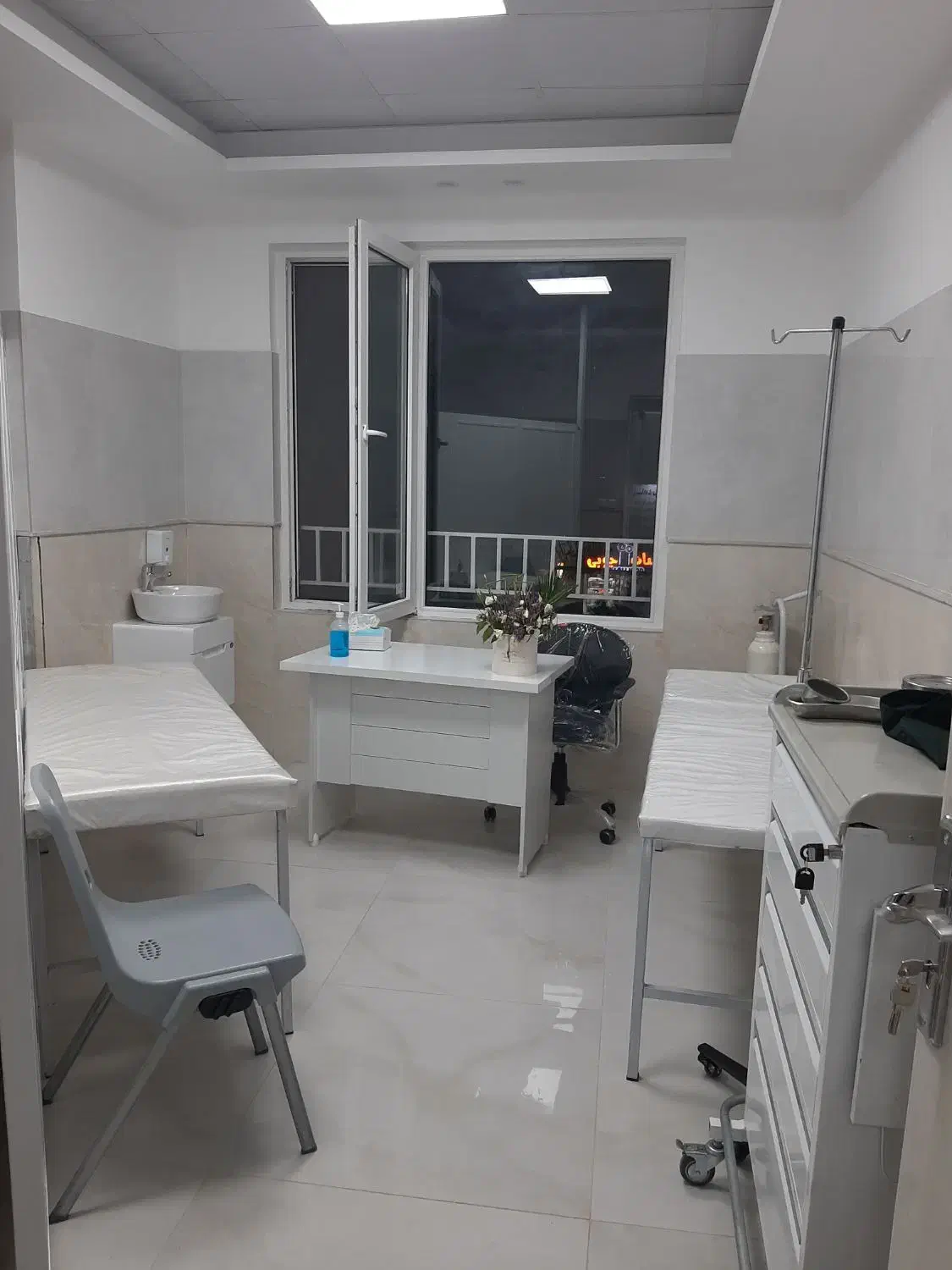 کلینیک معلم (دکتر میلاد چمبری)|خدمات آرایشگری و زیبایی|نیشابور, شهرک فرهنگیان|دیوار