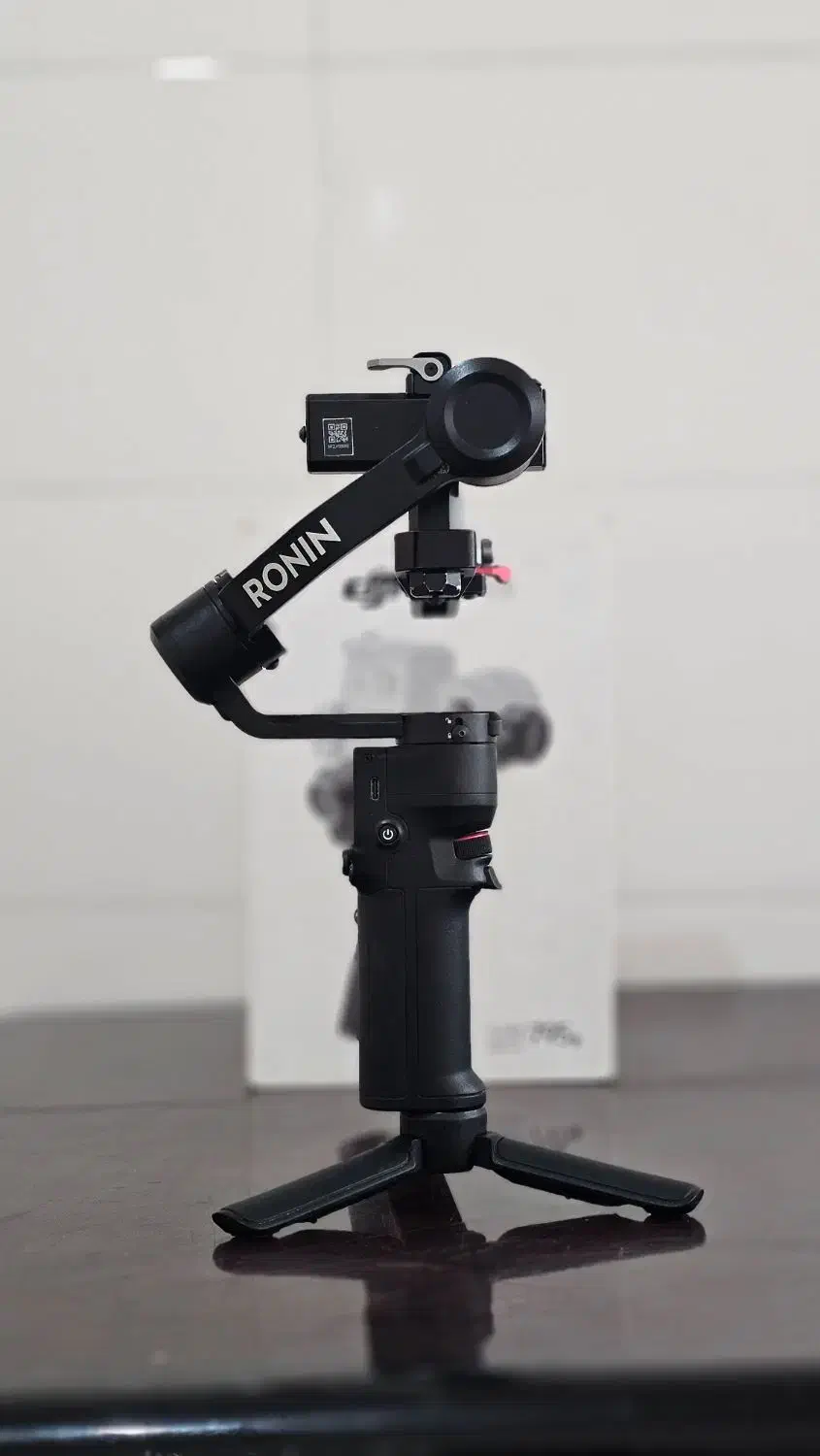 استبلایزر مینی ۳ DJI RS 3 Mini|دوربین عکاسی و فیلمبرداری|بهبهان, |دیوار