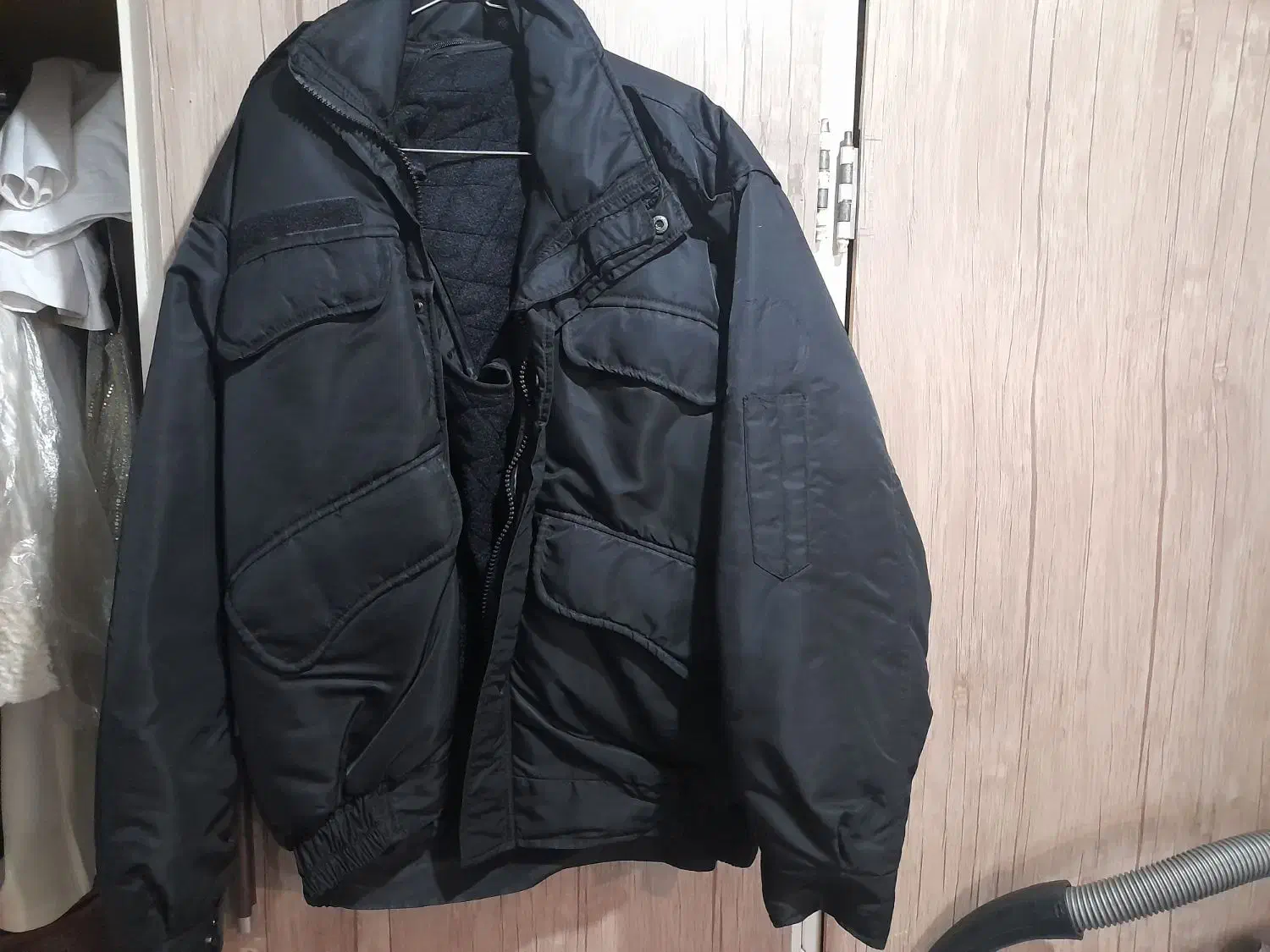 کاپشن معاوضه طوطی برزیلی قناری فنچ کبوتر سهره یا..|لباس|محمدشهر, کوی بهار|دیوار