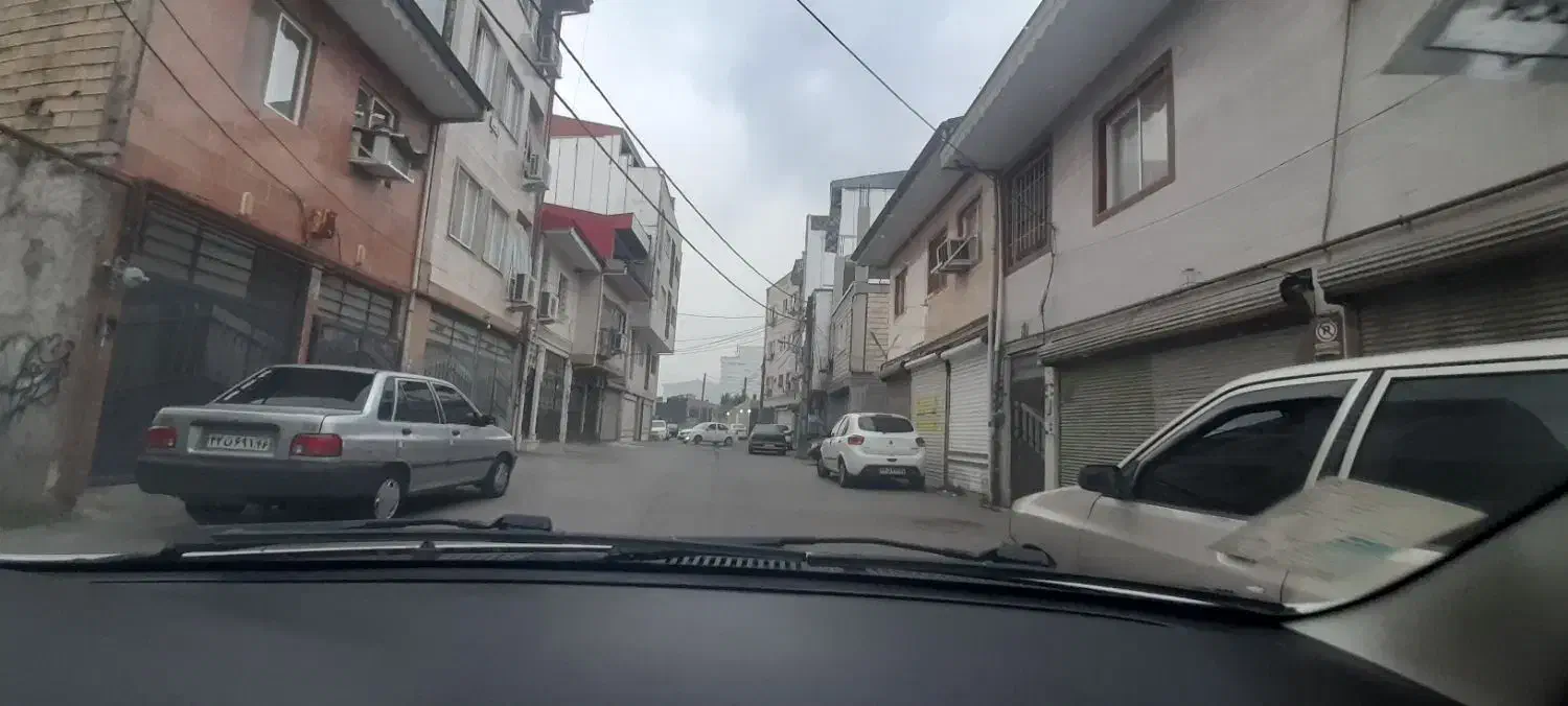 آپارتمان حمیدیان مغازه ۲۰ متری انبار یخسازی|اجارهٔ مغازه و غرفه|رشت, حمیدیان|دیوار